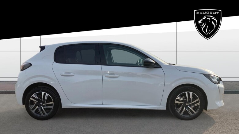 Peugeot 208 1.2 PureTech 100 Allure Premium + 5dr Petrol Hatchback